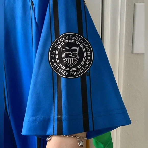 Official Sports Referee Jerseys - Picture 4 of 16